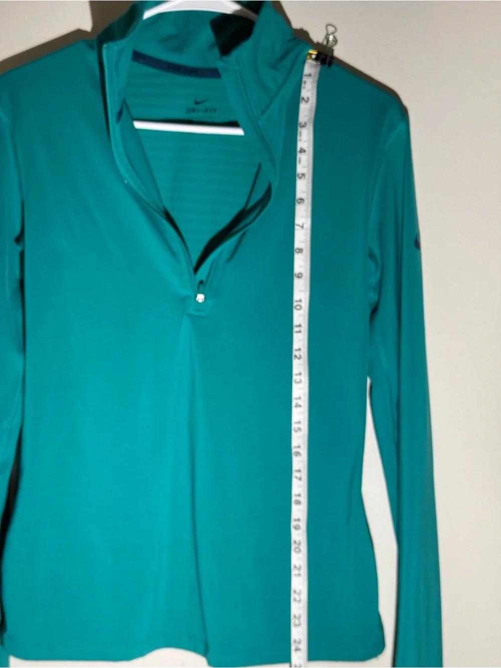 Nike Women's Teal Long-Sleeve Athletic Top | M